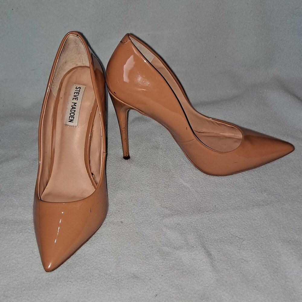 Steve Madden Pump Daisie Patent Leather Camel Size 8M